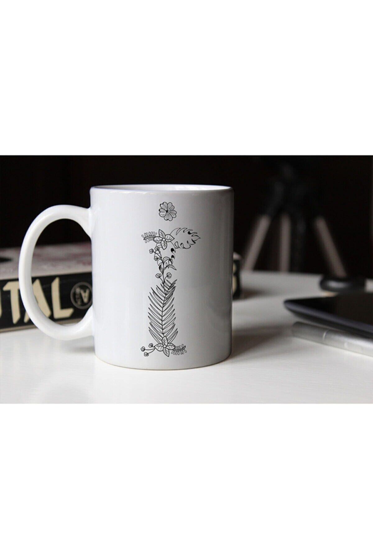 1_org_zoom-2059.jpg Özel Tasarım Siyah-beyaz Çiçekli I Harfi Baskılı Porselen Kupa Tfs - Görsel 1