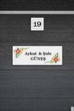 Kişiye Özel Çiçek Desenli Metal Kapı İsimliği ve Kapı Numarası Seti | Bahar Temalı - Görsel 2