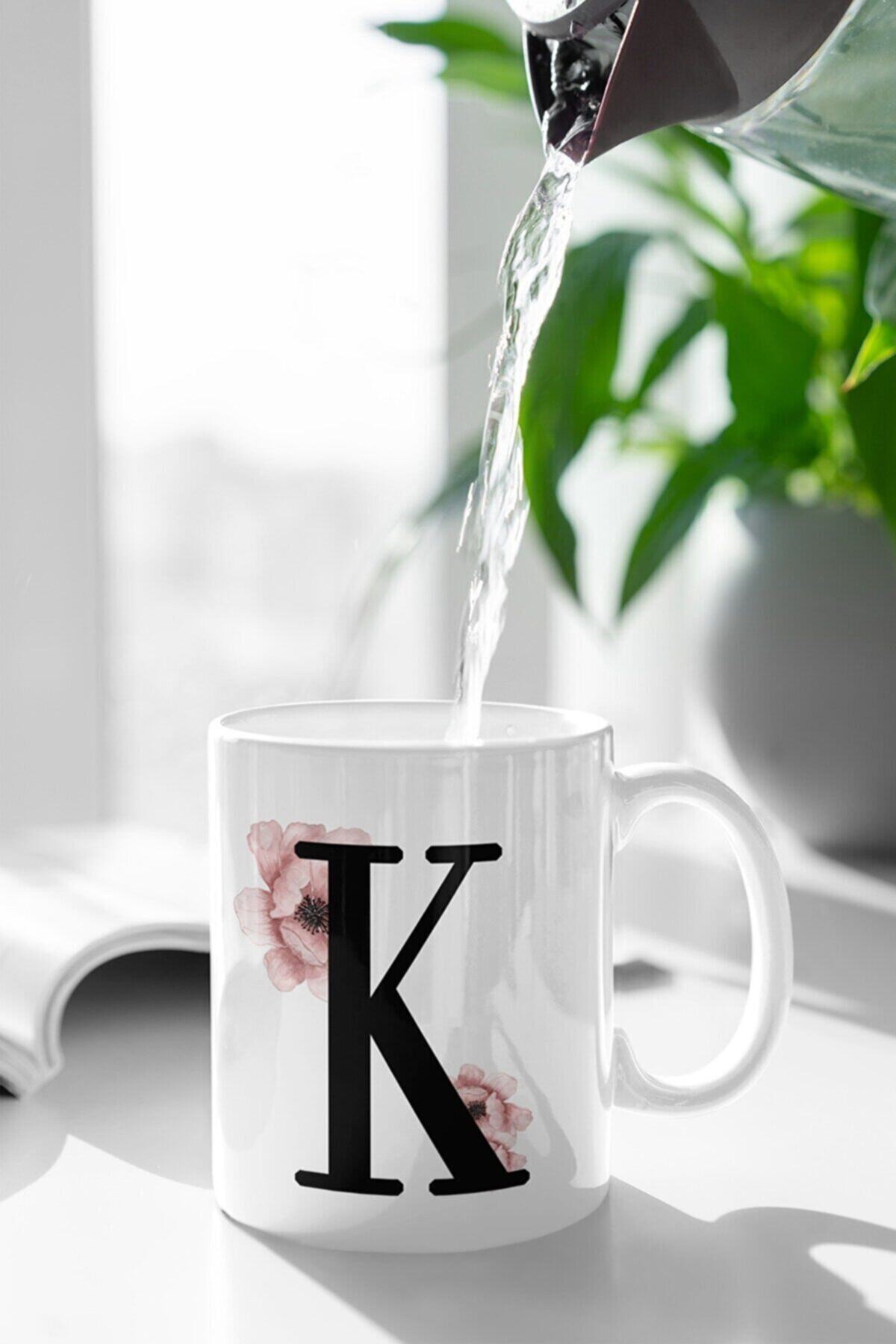 1_org_zoom-2413.jpg K Harfi Pembe Çiçek Baskılı Kupa Beyaz - Görsel 1