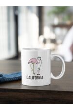 California Yazılı Pembe Flamingo Baskılı Kupa