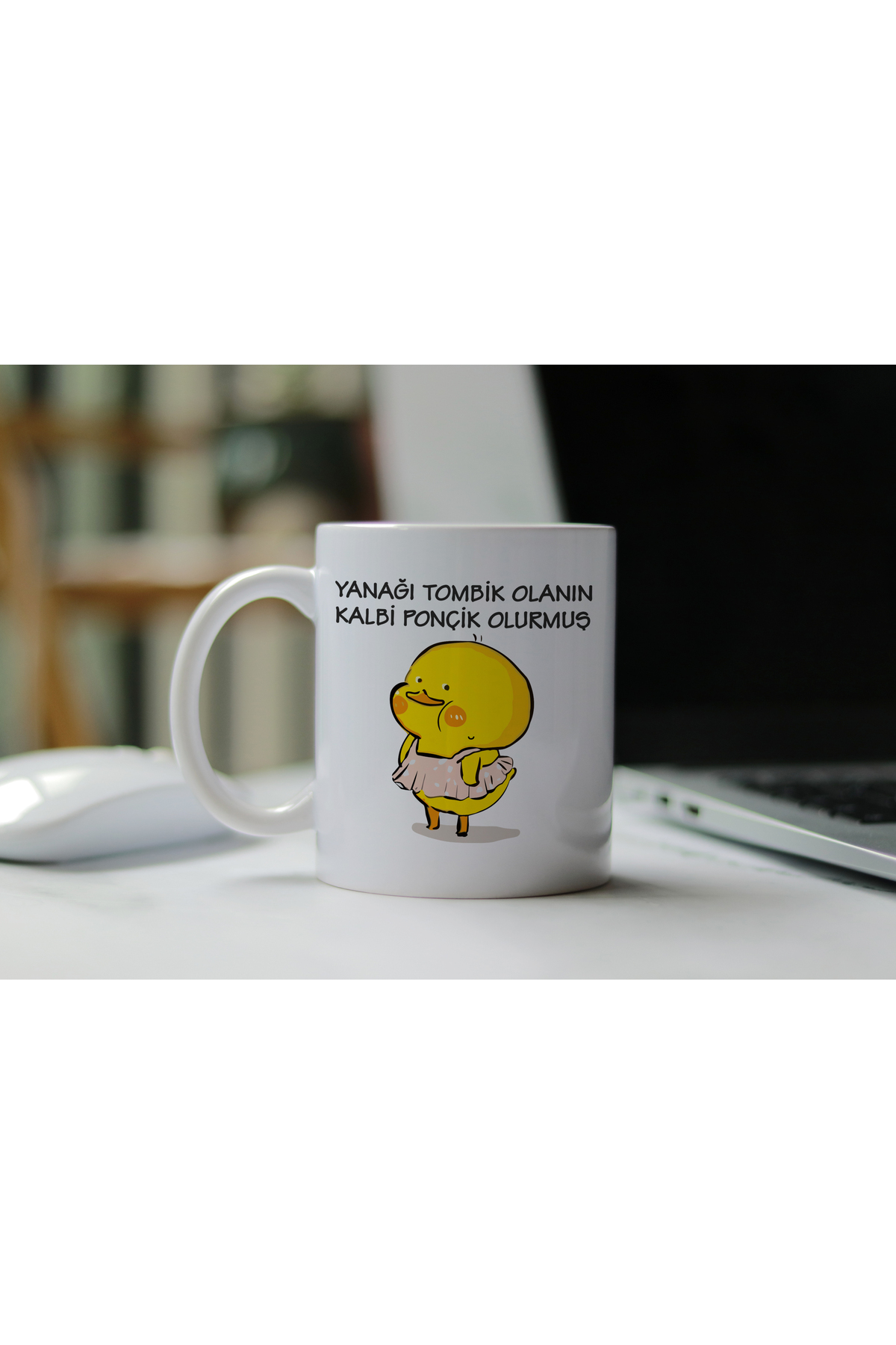 1_org_zoom-2837.jpg Yanağı Tombik Olanın Kalbi Ponçik Olurmuş, Baskılı Kupa Bardak - Görsel 1