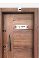 Kişiye Özel Beyaz Metal Kapı İsimliği 15x5 cm + Kapı Numarası 5x5 cm – Desenli, Şık Tasarım - Görsel 2